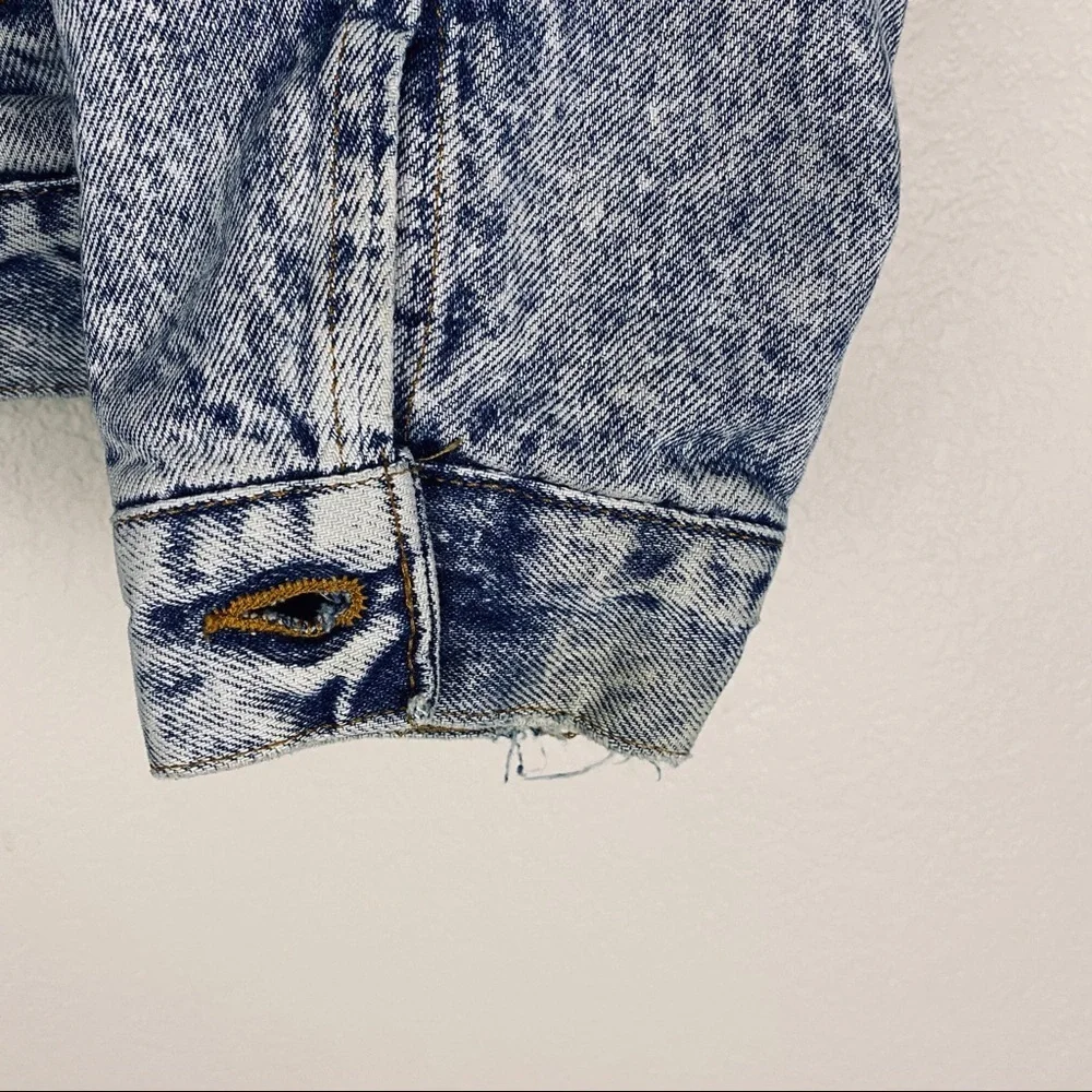 Levis Bleached Denim Jacket Plaid Lined Large VTG